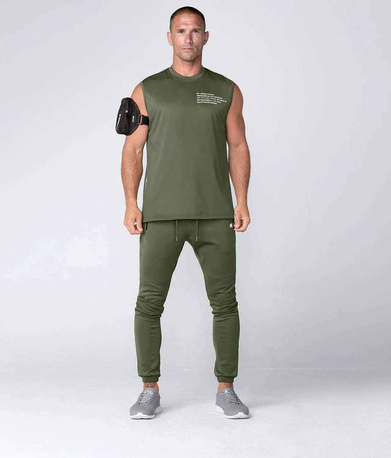 1300 . Momentum Regular-Fit T-Shirt - Military Green