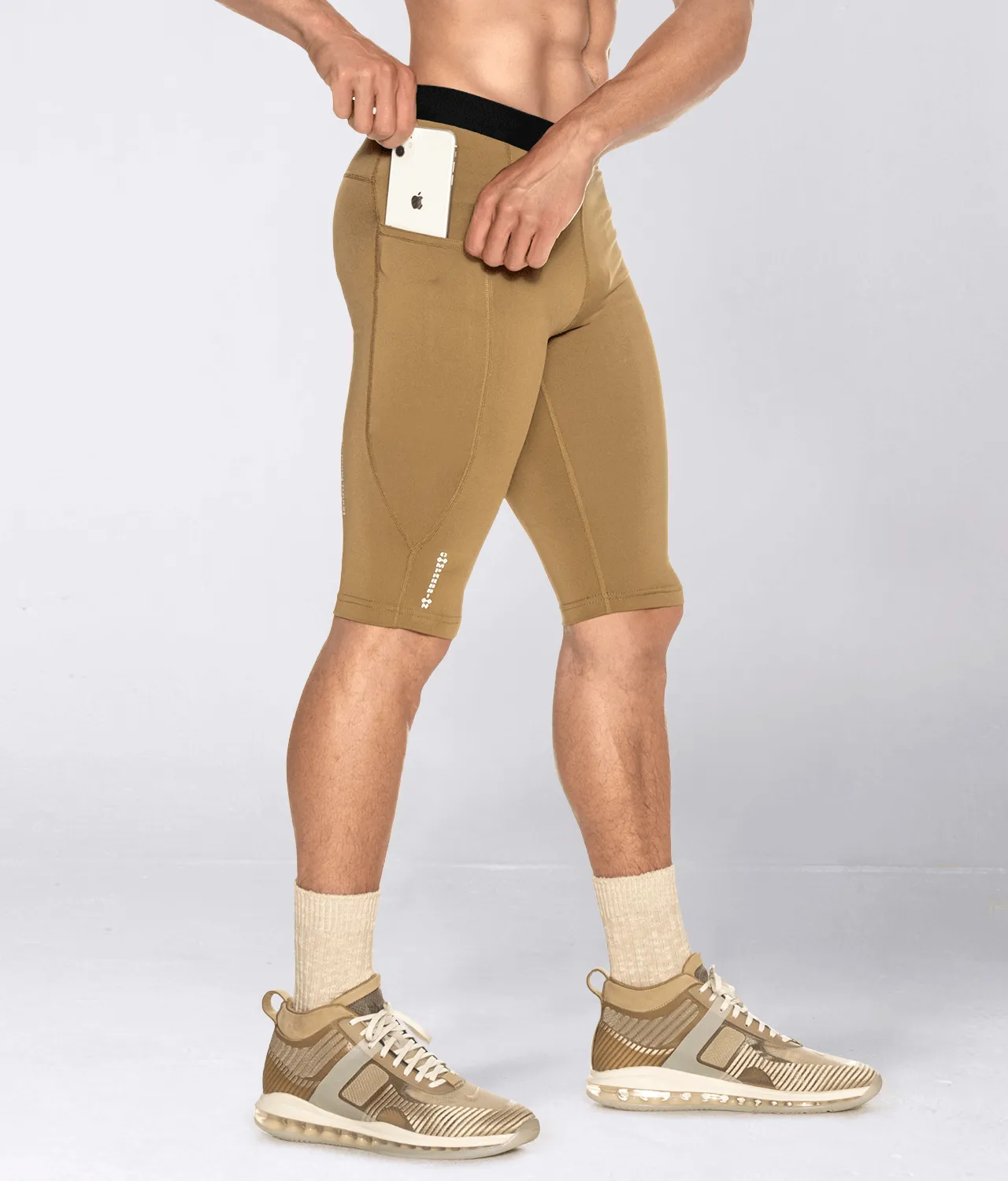 3900 . Compression Regular-Fit Pants - Khaki