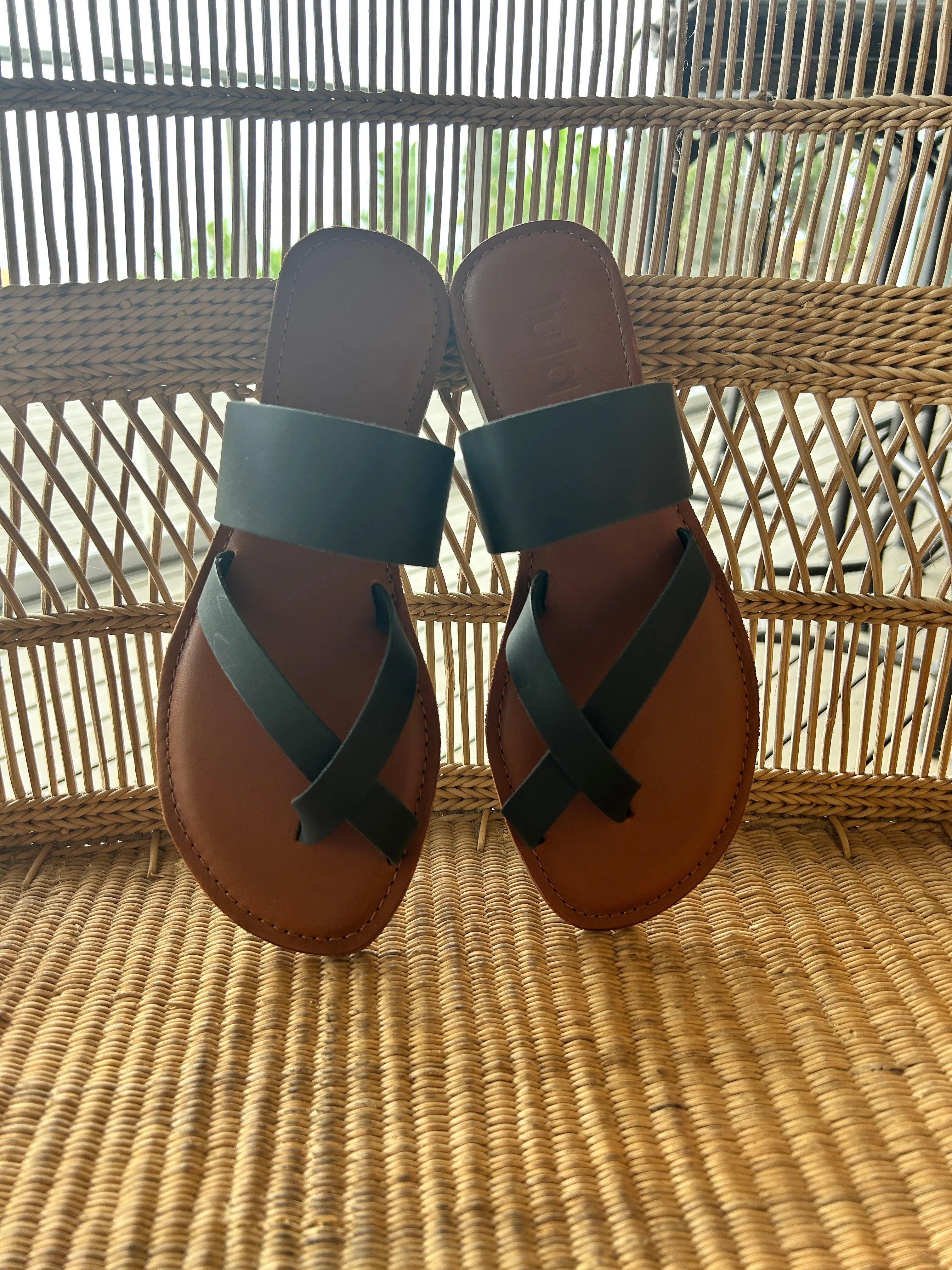 Amanda Cross Over Toe Sandal