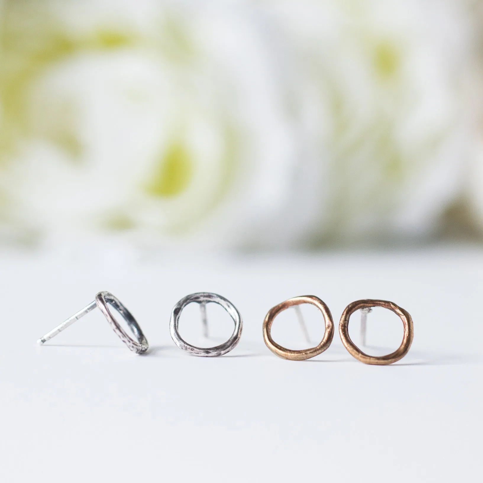 Annabel Circle Studs | Bronze