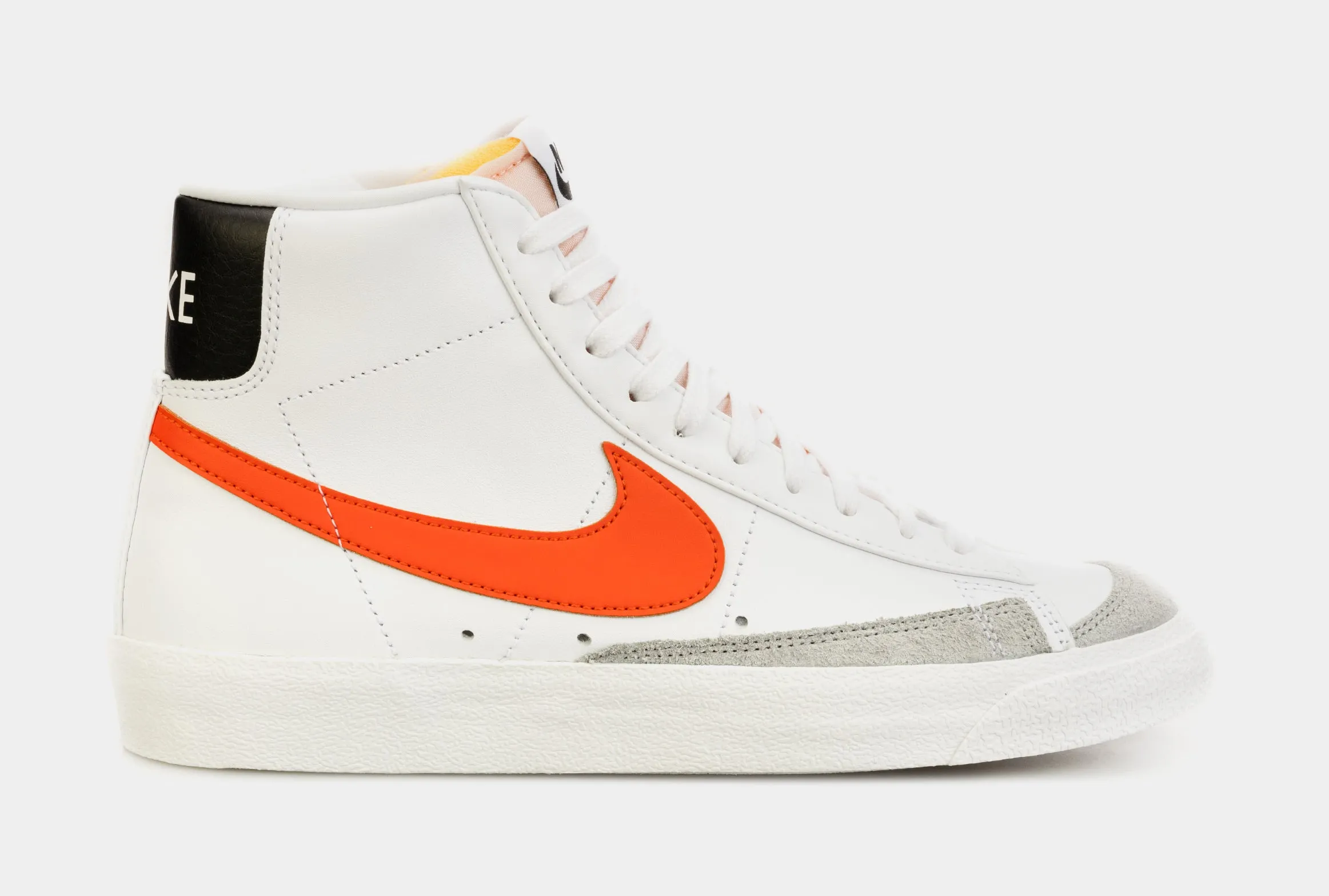 Blazer Mid '77 Vintage Mens Lifestyle Shoes (White/Orange)