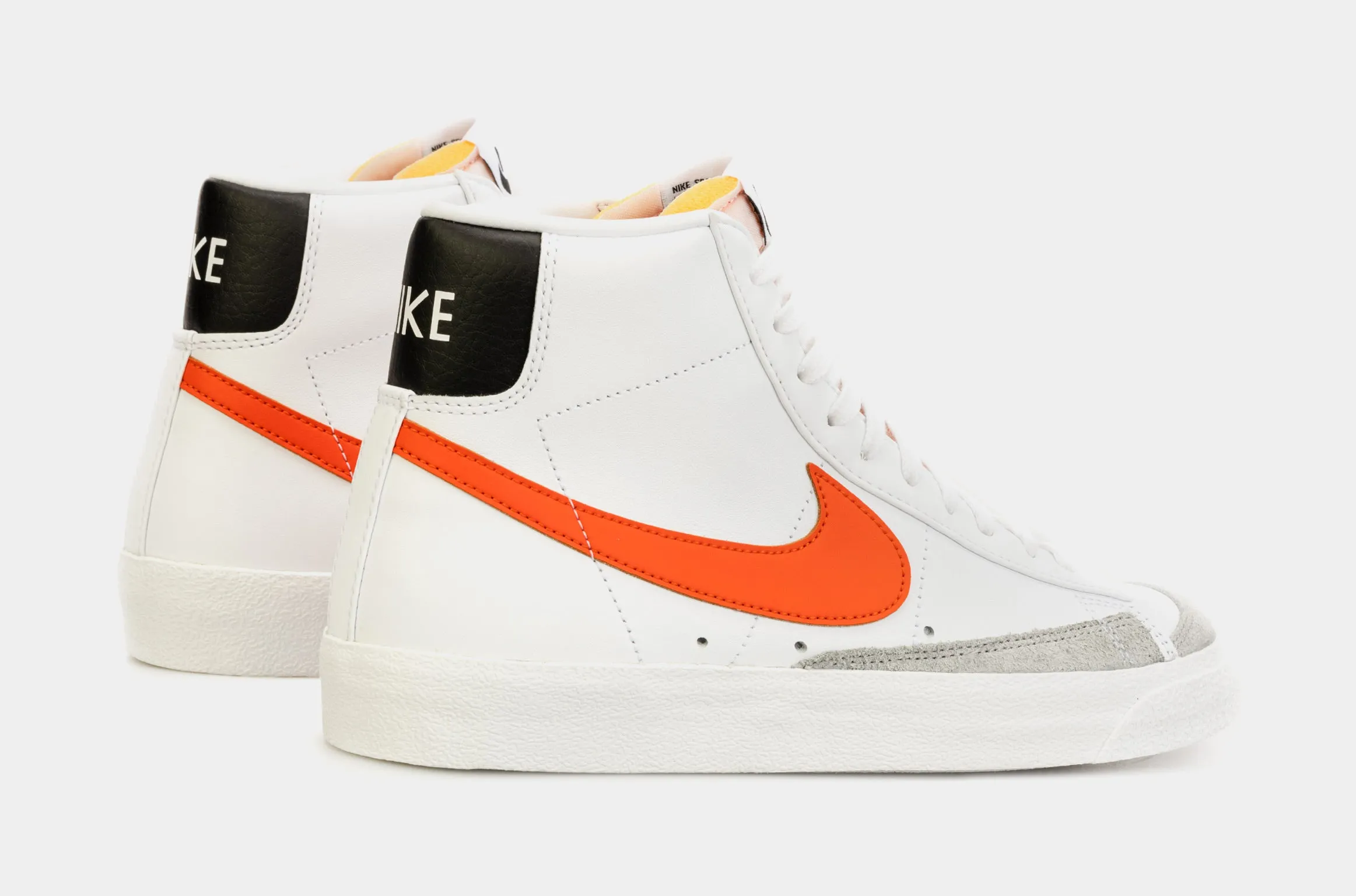 Blazer Mid '77 Vintage Mens Lifestyle Shoes (White/Orange)