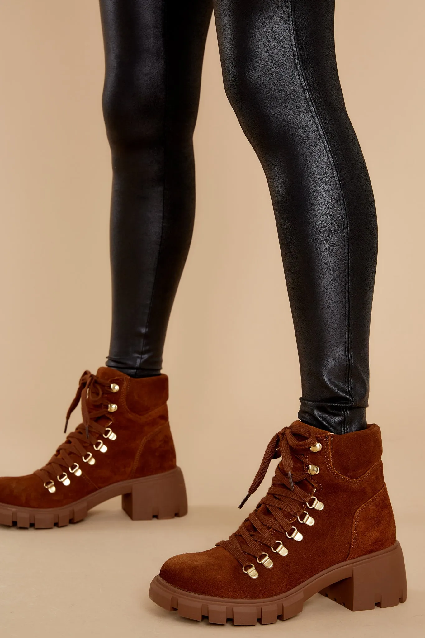 Hint Chestnut Suede Boots