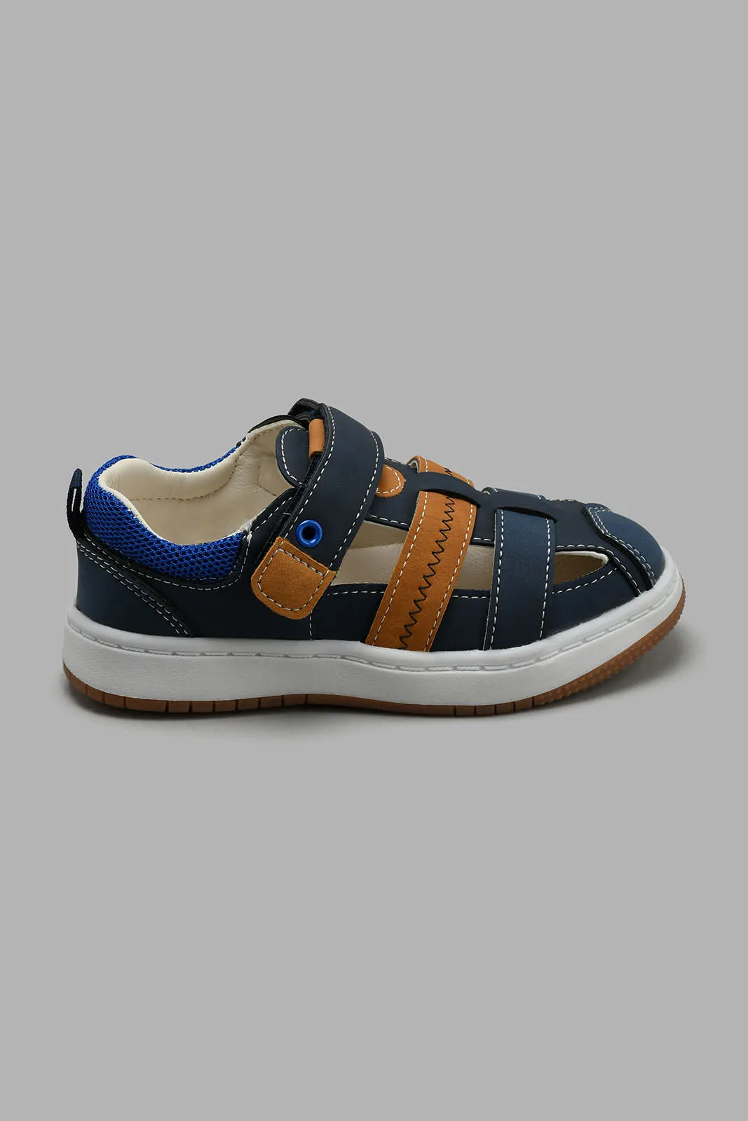 Navy Fisherman Sneaker