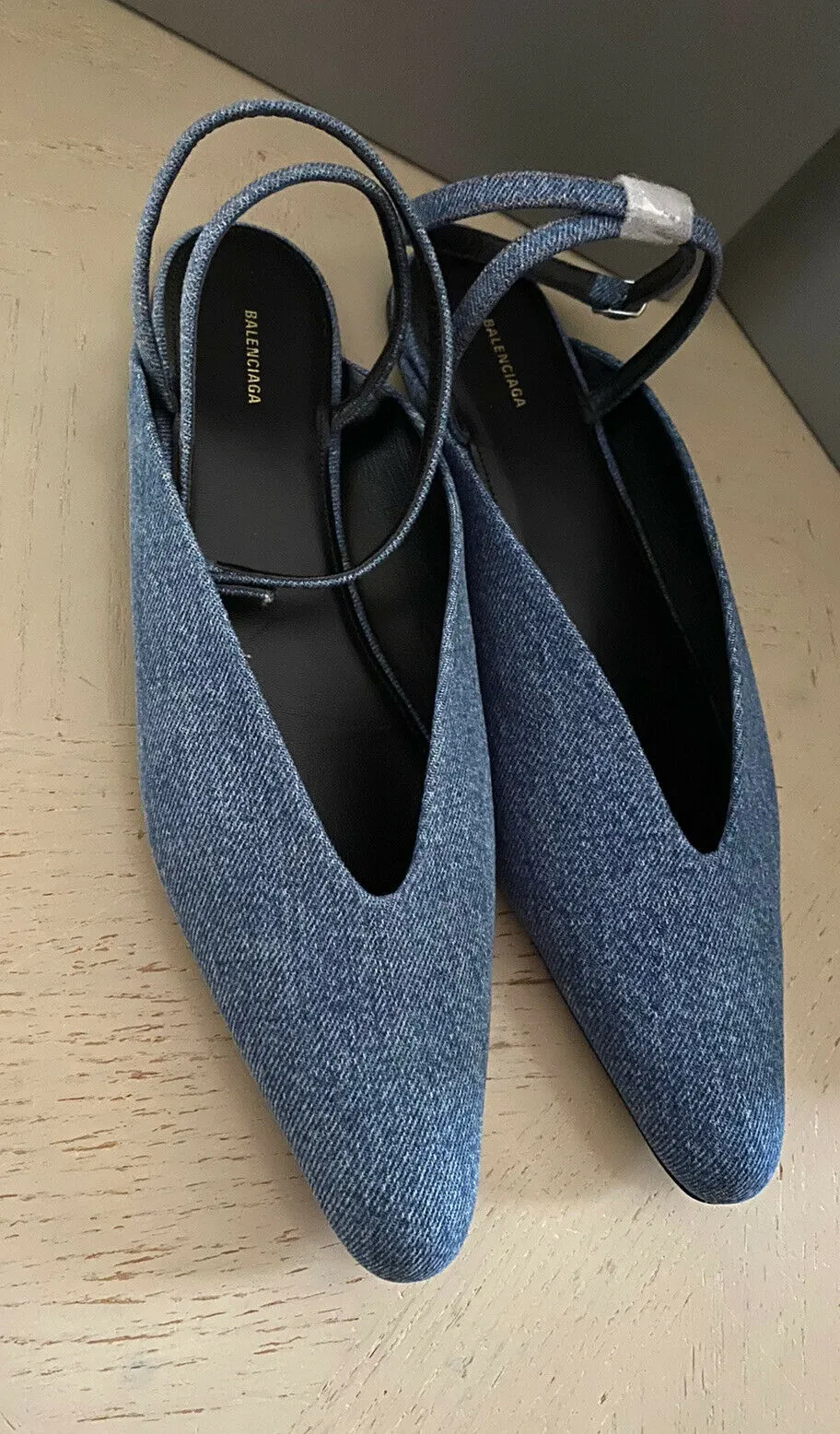 NIB $650 Balmain Women Anjle-Strap Denim Flats Shoes Blue 9 US ( 39 Eu ) Italy