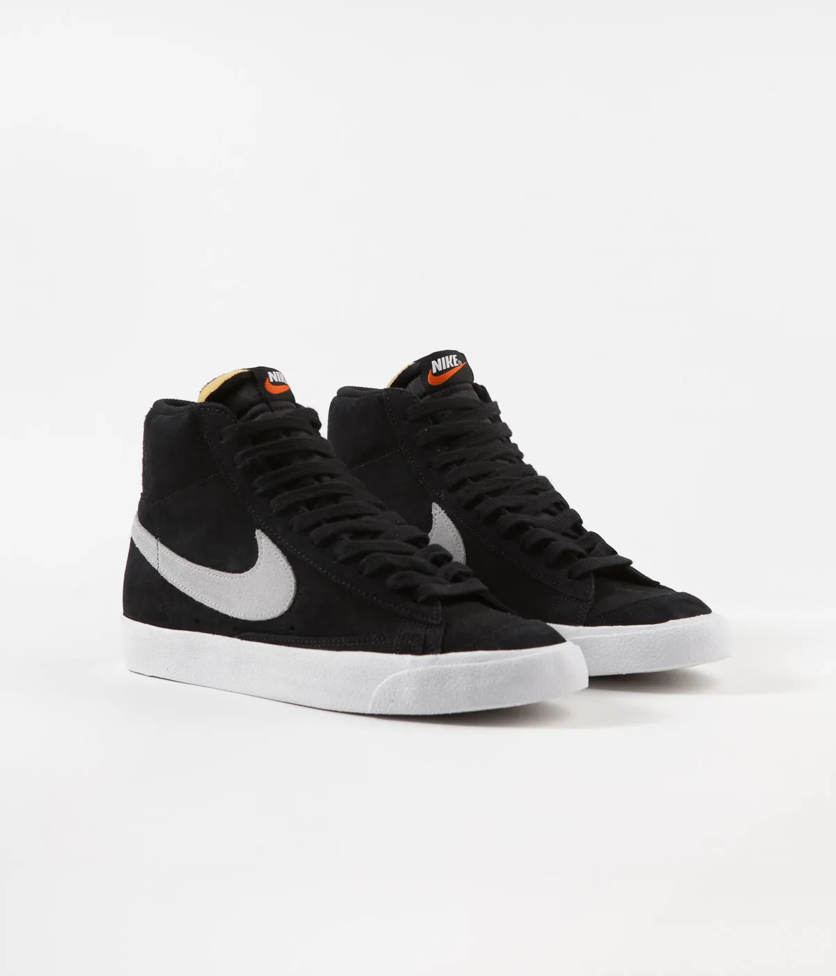 Nike Blazer Mid '77 Suede Shoes - Black / Photon Dust