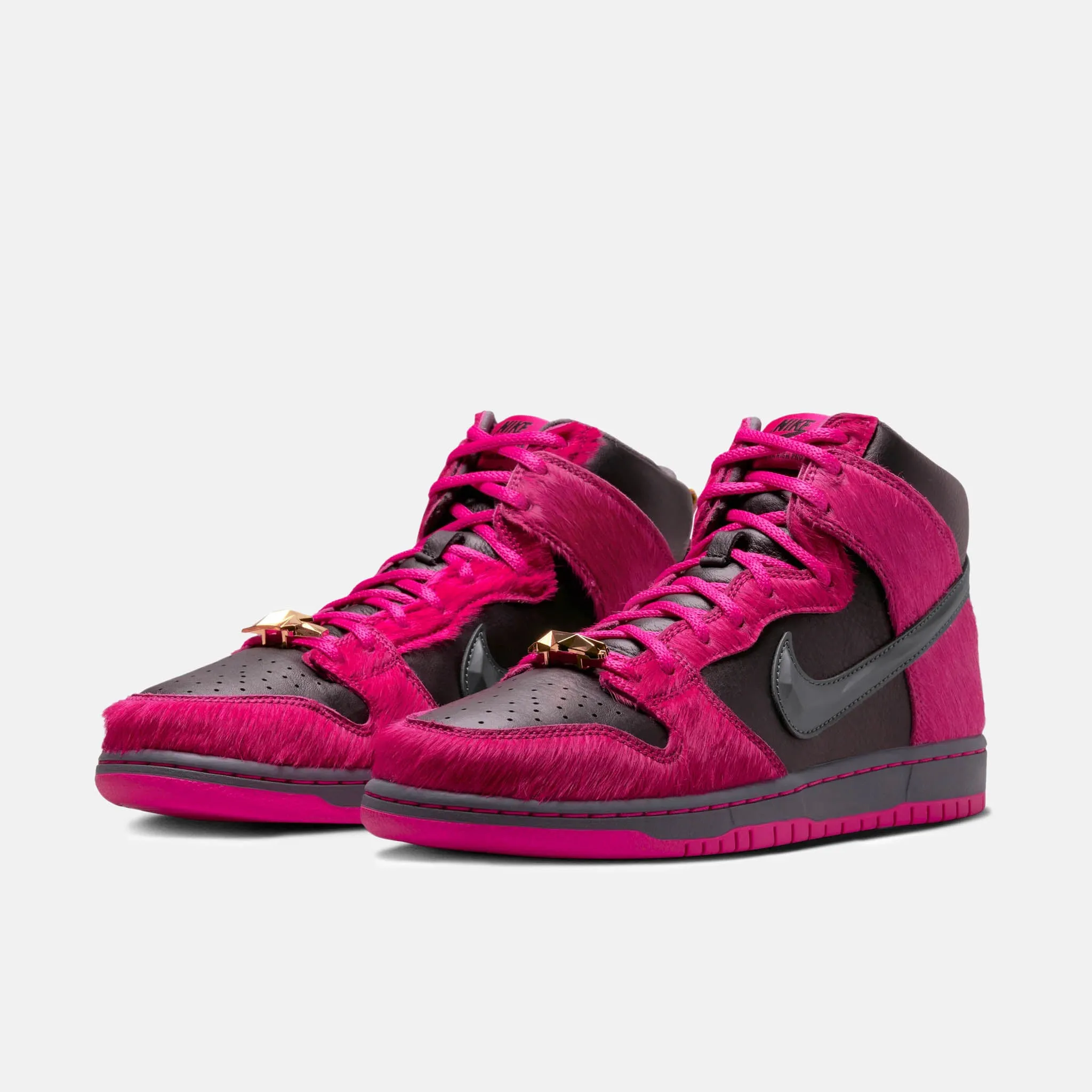 Nike SB - Run The Jewels Dunk High Pro Shoes (UK ONLY) - Active Pink / Black