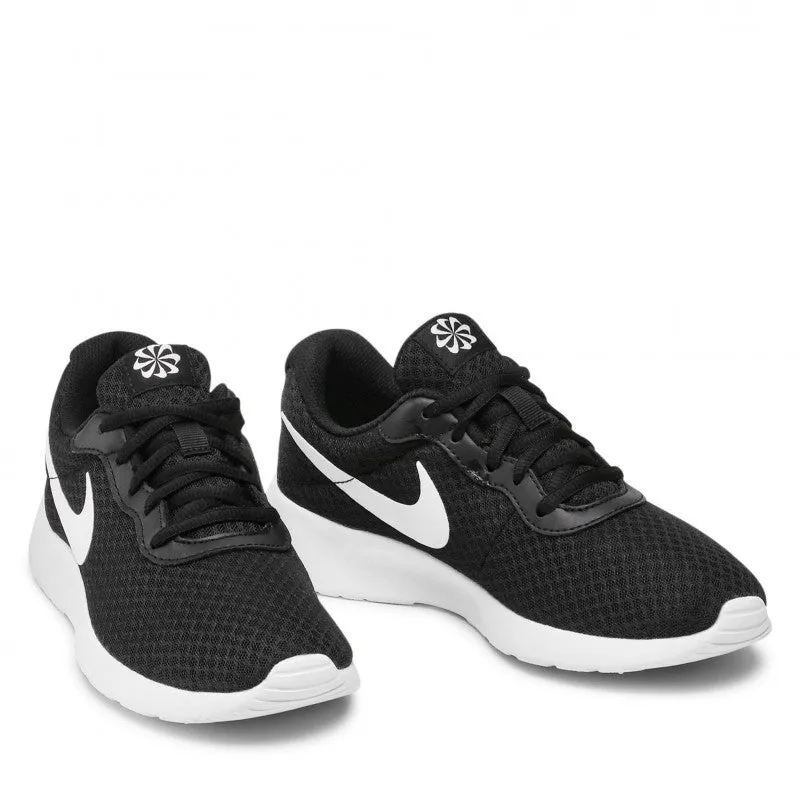 NIKE TANJUN