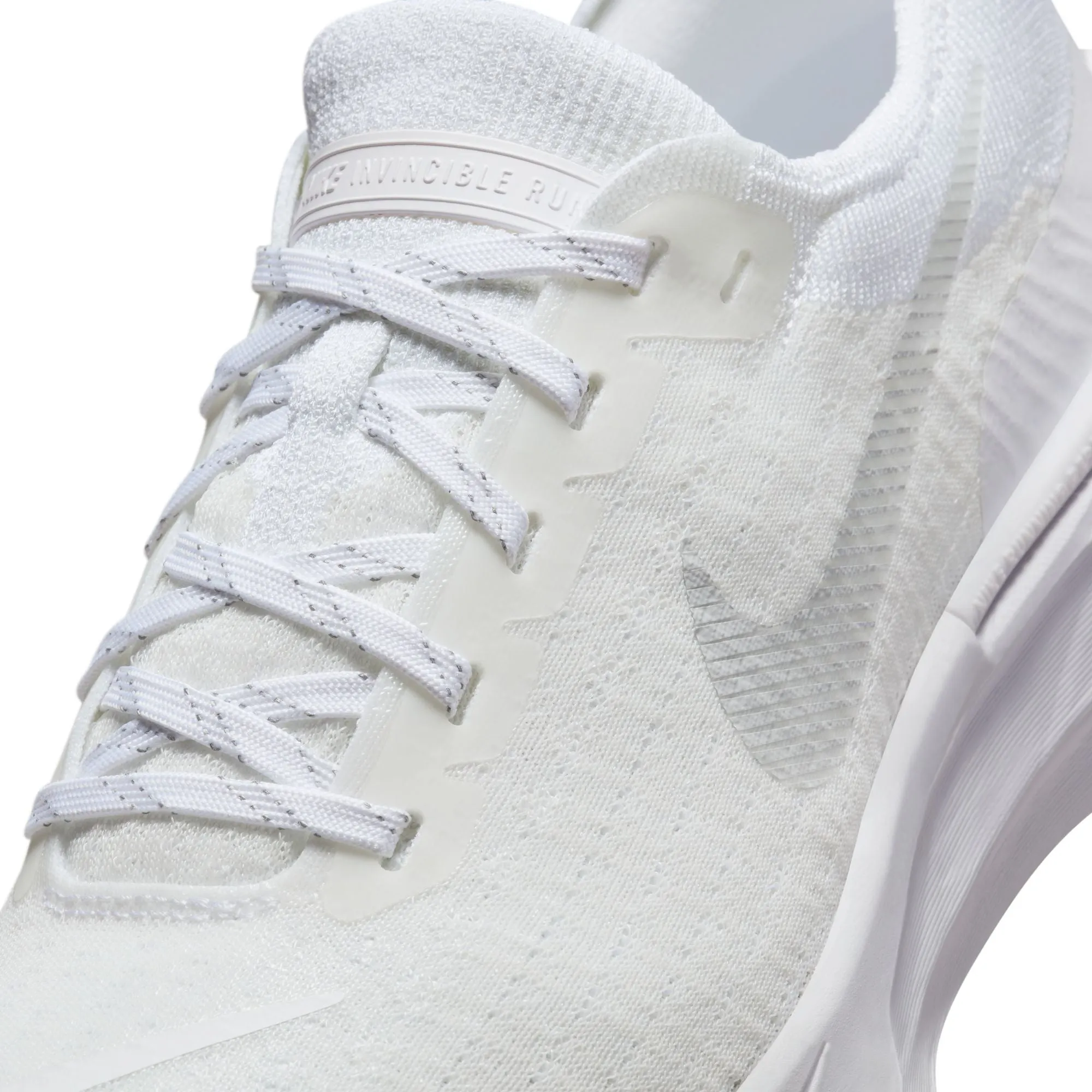 Nike Women's Invincible 3 Running Shoes White / Platinum Tint / White / Photon Dust