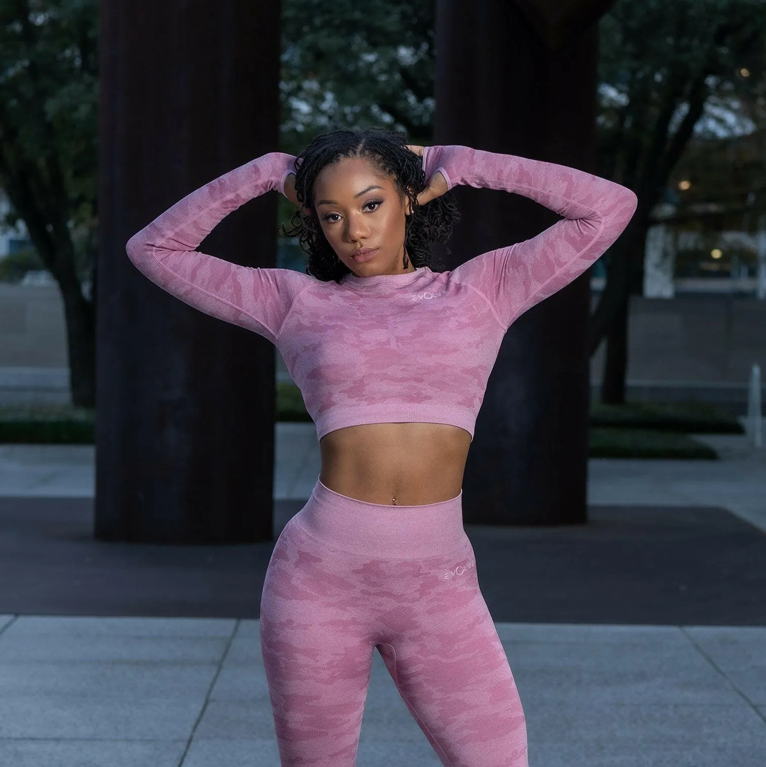 Rebel Seamless Crop Top (Camo Pink)