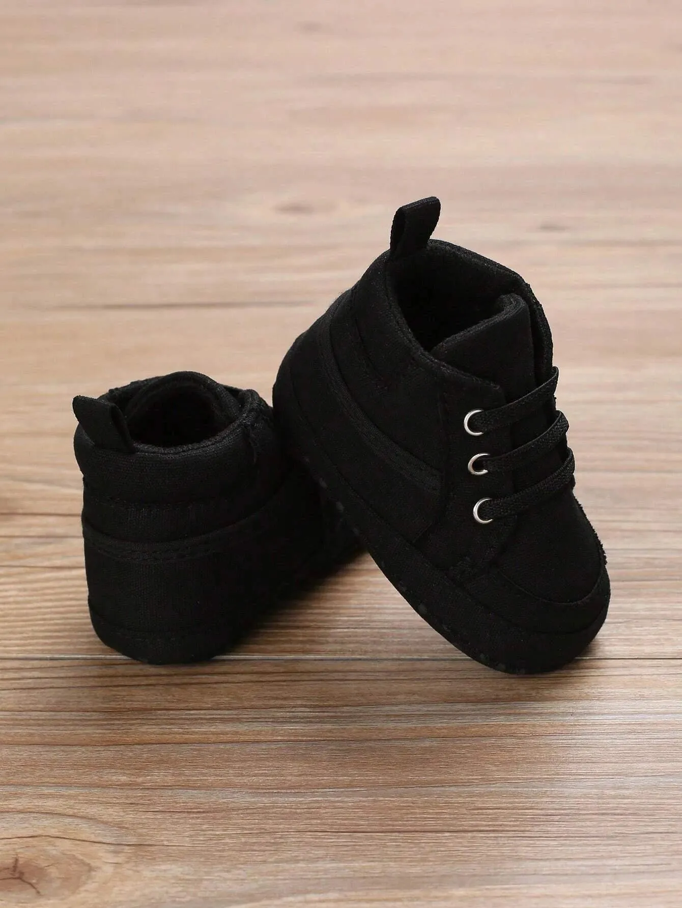 SHEIN Baby Lace Up Front Sneakers, Sporty Black Fabric Skate Shoes