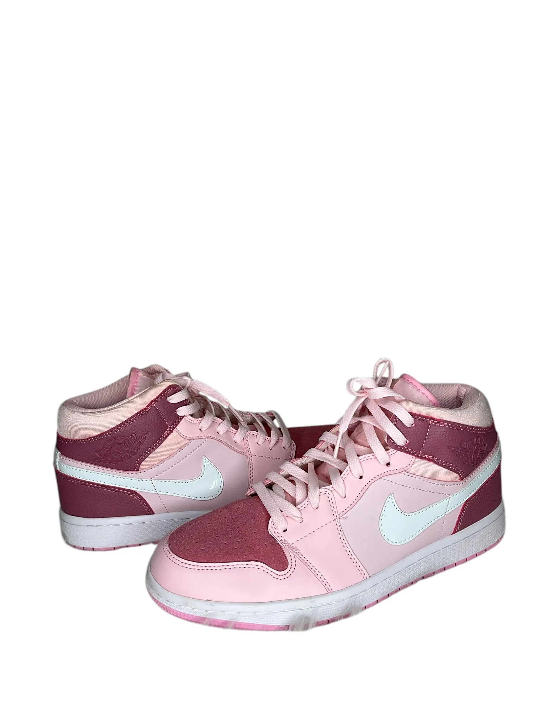 Shoes Sneakers By Jordan In Pink, Size: 10