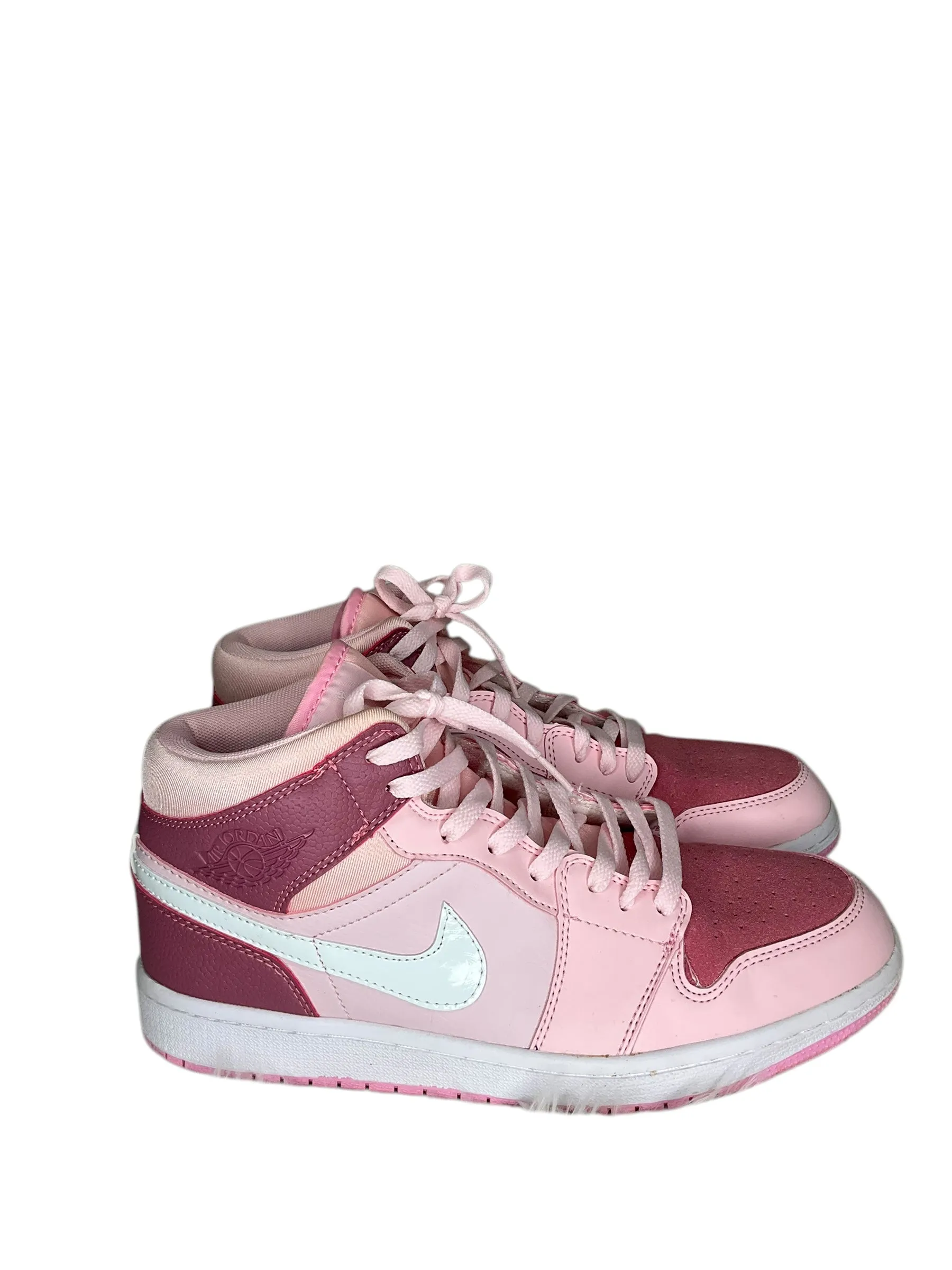 Shoes Sneakers By Jordan In Pink, Size: 10