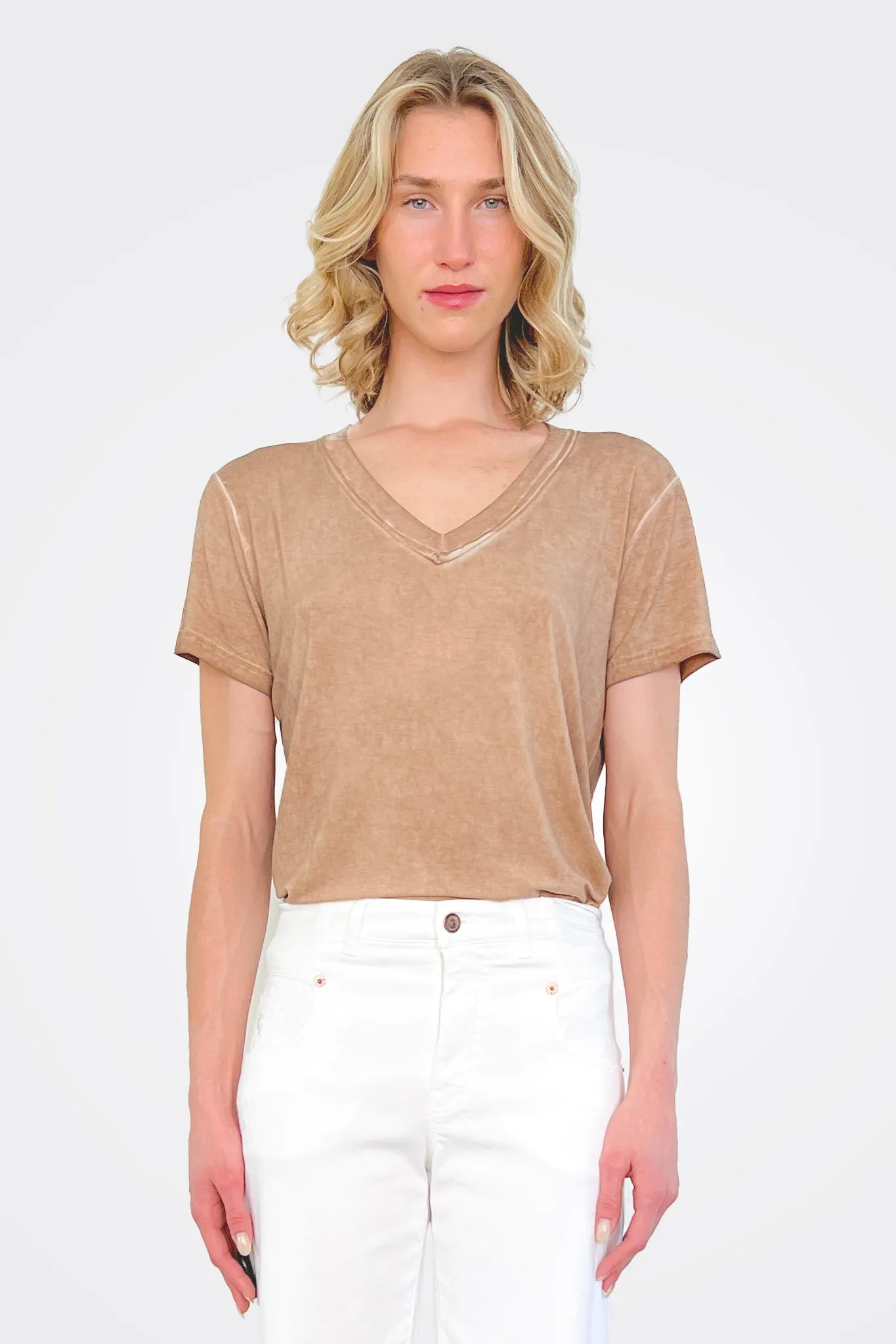 Tenna V Neck Shirt - Camel