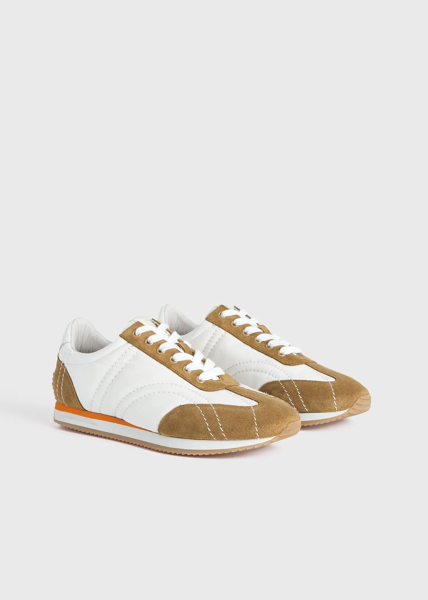 The Sport Sneaker white/tan