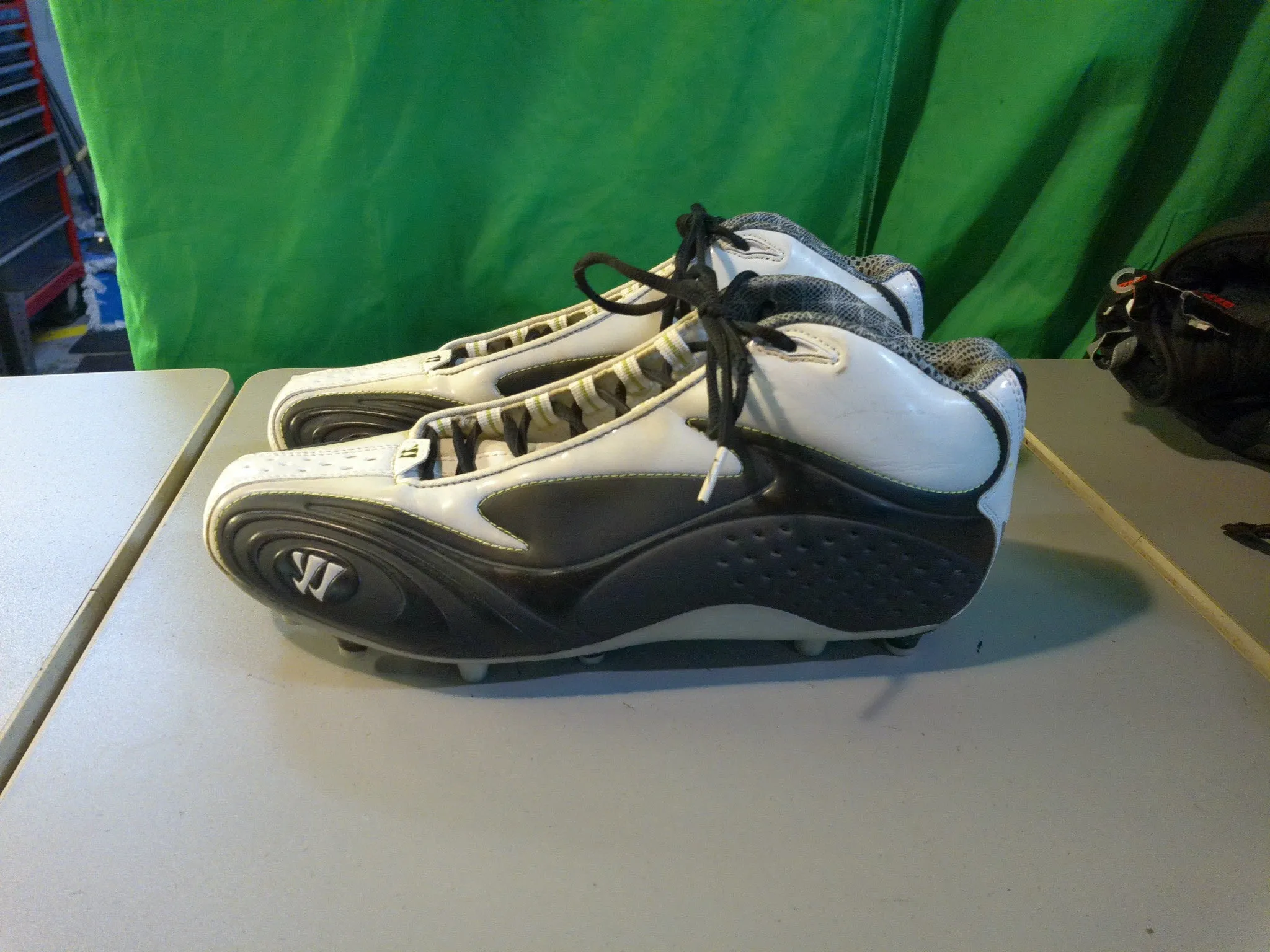 Used Warrior Burn 2.0 Lacrosse Cleats Size 12