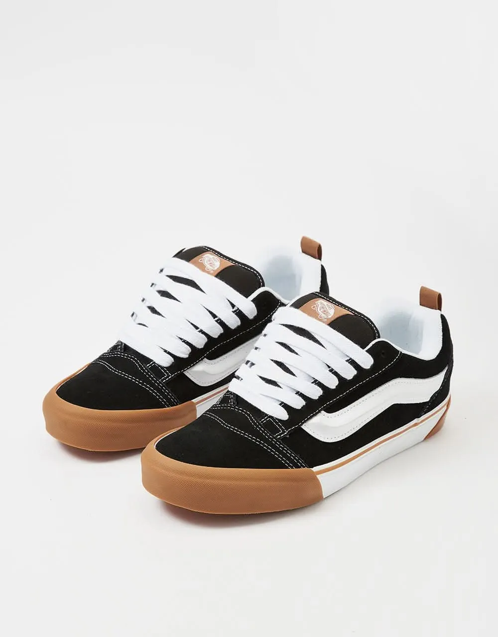 Vans Knu Skool Shoes - (Gum Bumper) Black