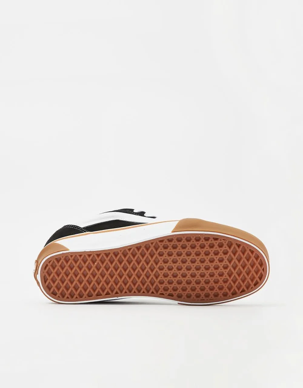 Vans Knu Skool Shoes - (Gum Bumper) Black