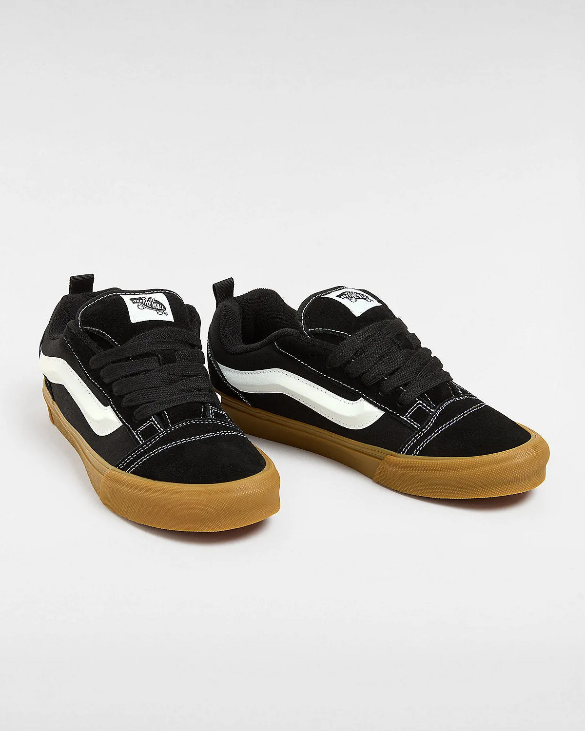 VANS Unisex Knu Skool Trainers - Black / Gum