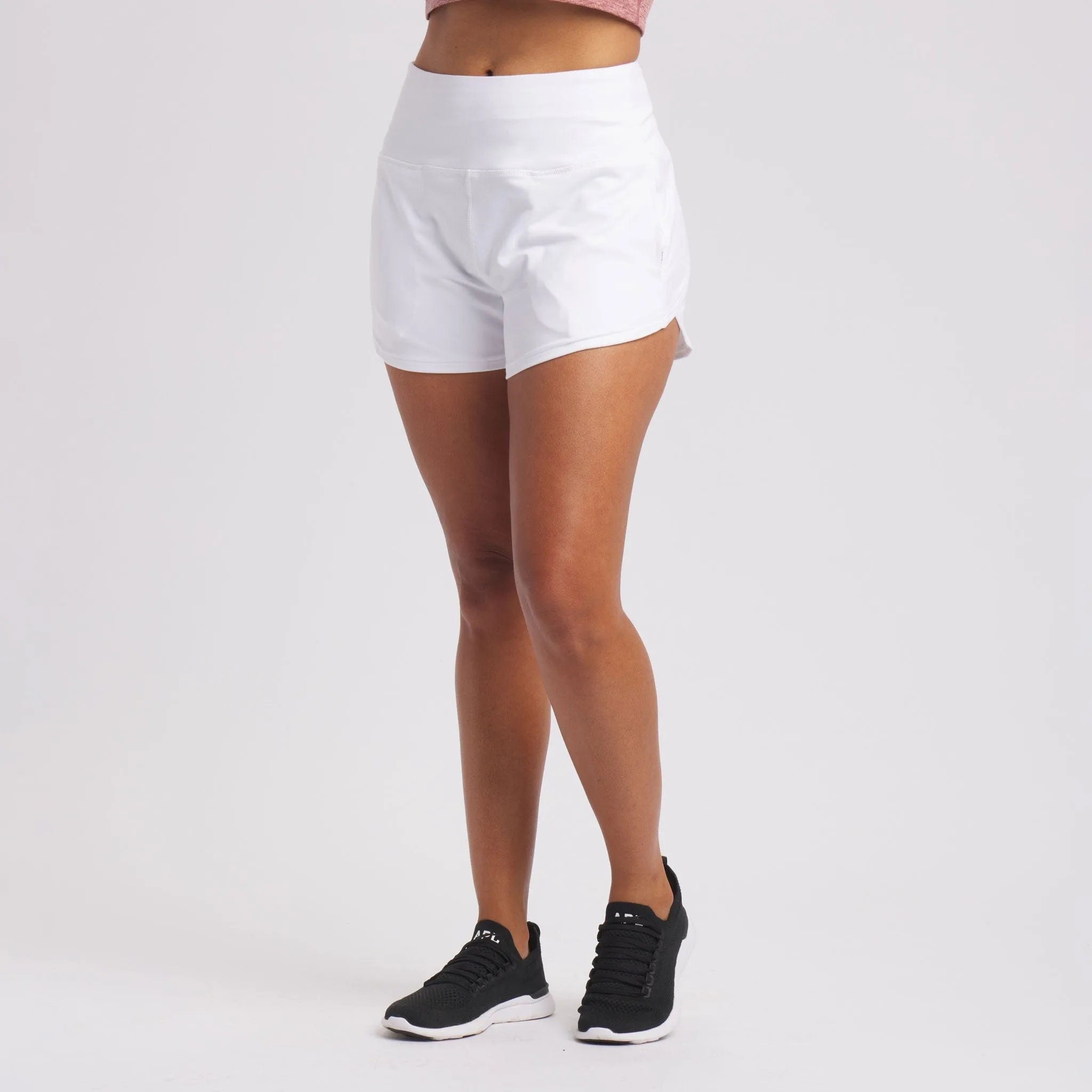 Women's Roam Short