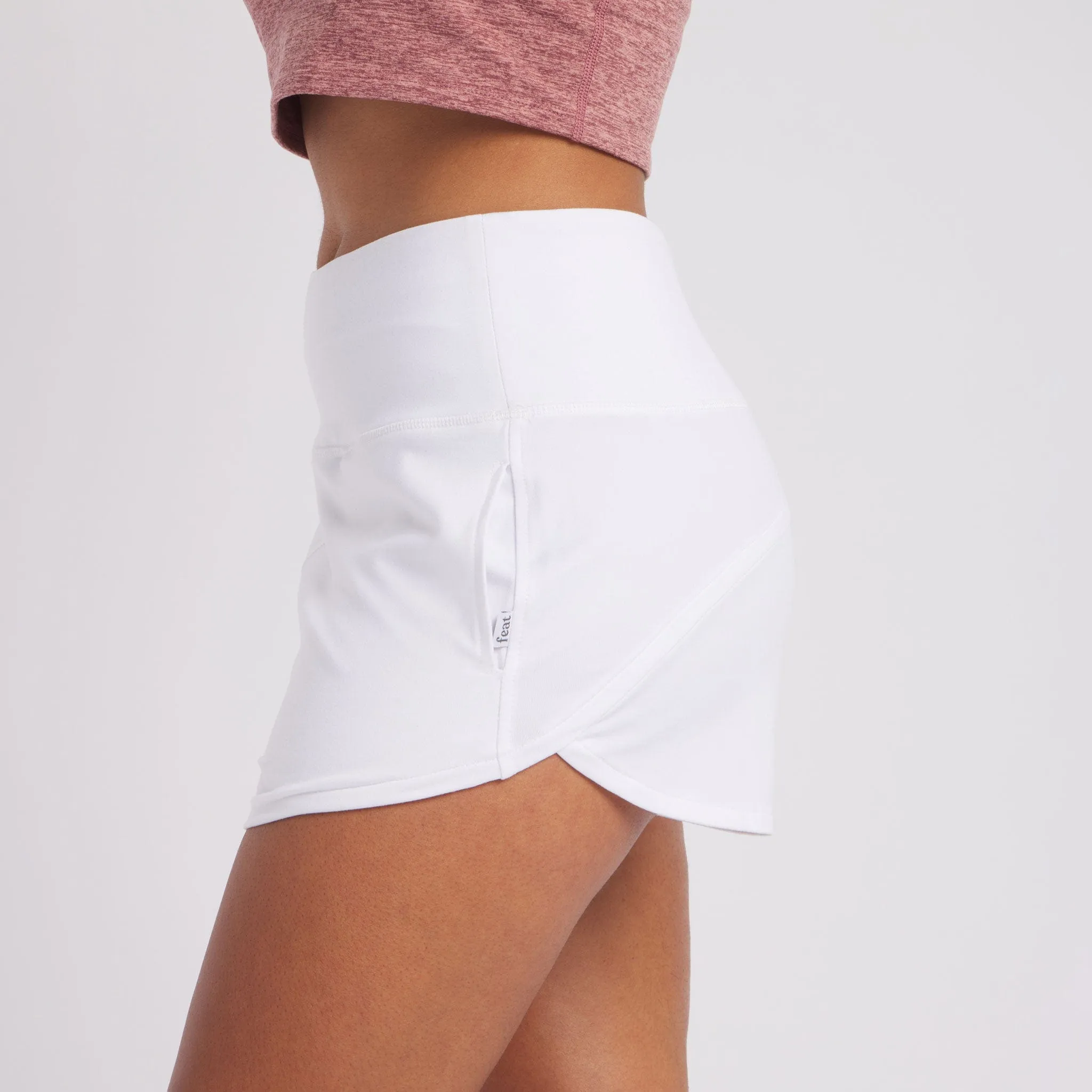 Women's Roam Short